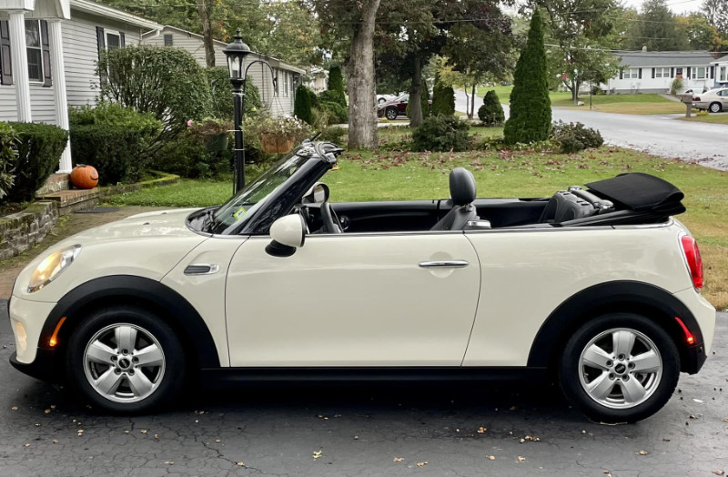 MINI Cooper Convertible