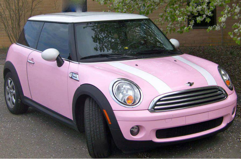MINI Cooper 2 Door Hardtop in Pink